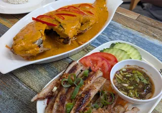 Photo 1 of Thai E-Sarn by Chris Ward, Food Guide NZ