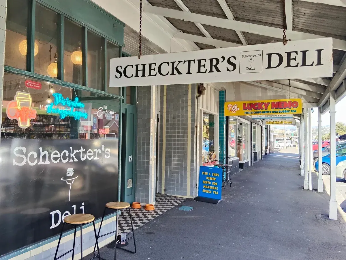 Photo of Scheckter's Deli (On Trays Limited)